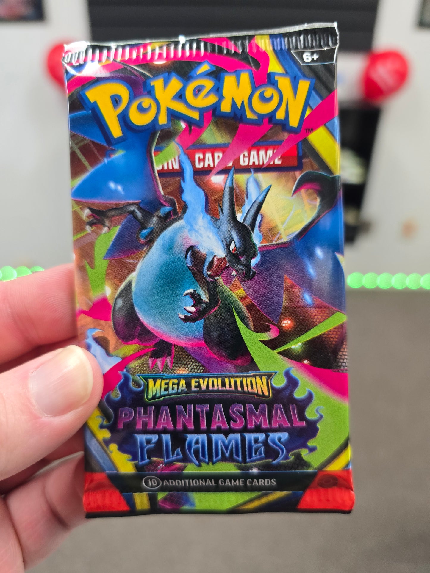 Pokemon Phantasmal Flames Sleeved Hanger Pack